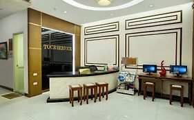 Khách Sạn Diamond Legend